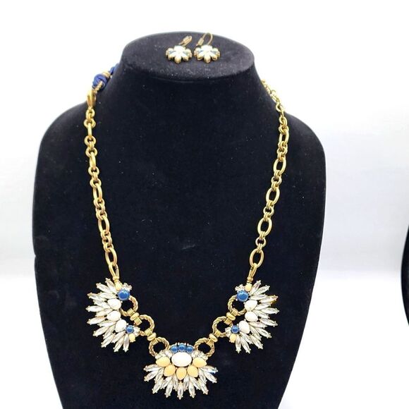 Chloe + Isabel Morningtide necklace & earrings - Picture 1 of 3